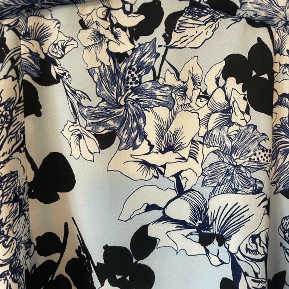 EUC Express floral mini dress - Picture 3 of 6